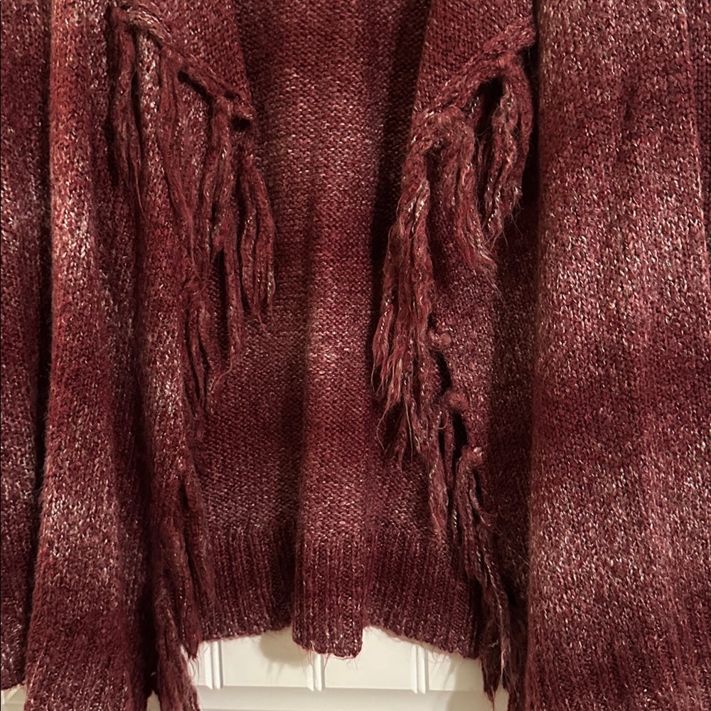 Size XXL Kate & Sam Women's Burgundy Fringe Cardigan - Picture 2 of 3